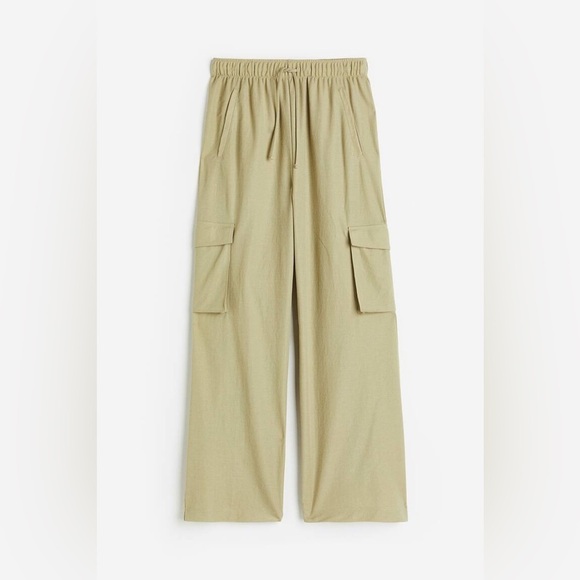H&M Pants - H&M baggy cargo pants wide leg drawstring elastic khaki olive beige high rise